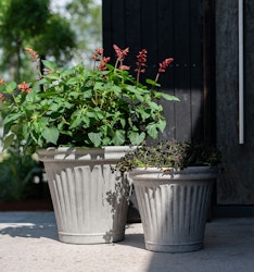 Demeri Kruka Liten för utomhus Grå