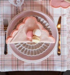 Malin Servett Peach