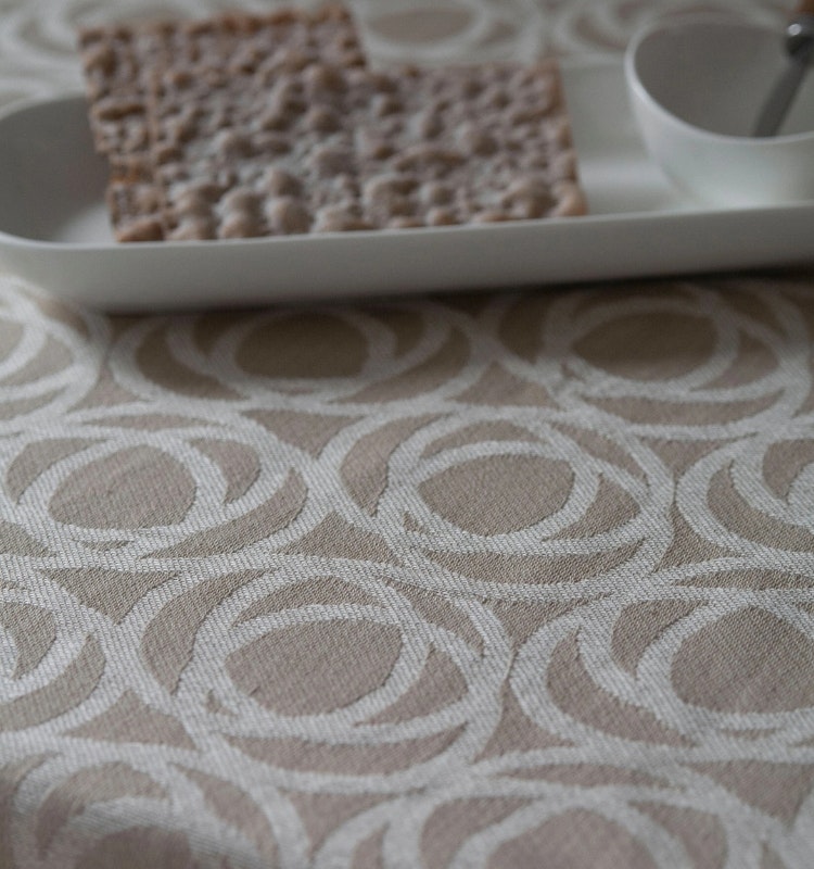 Marit bordsduk, bomull natur/off-white