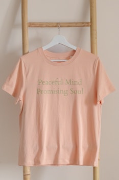 Mantra T-Shirt Peach