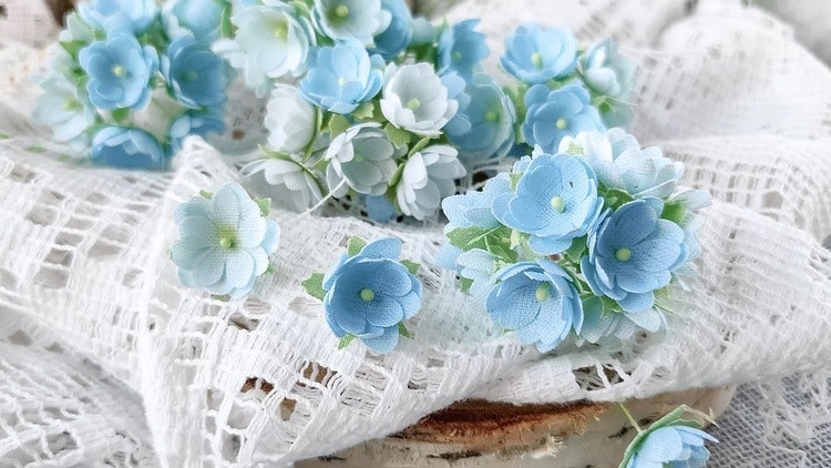 Mini flowers Blue 1 cm MMT003