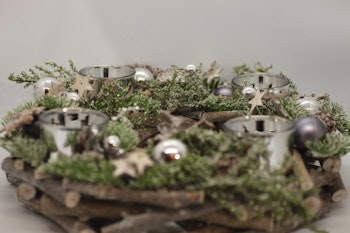 Julekrans til telys, sølv