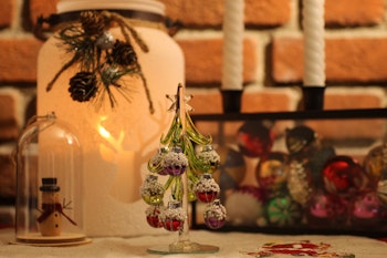 Juletre med fargekuler