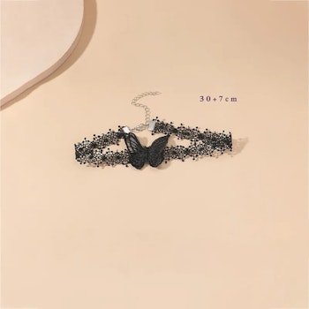 Butterfly In Black – Choker with Lace and Butterfly Details