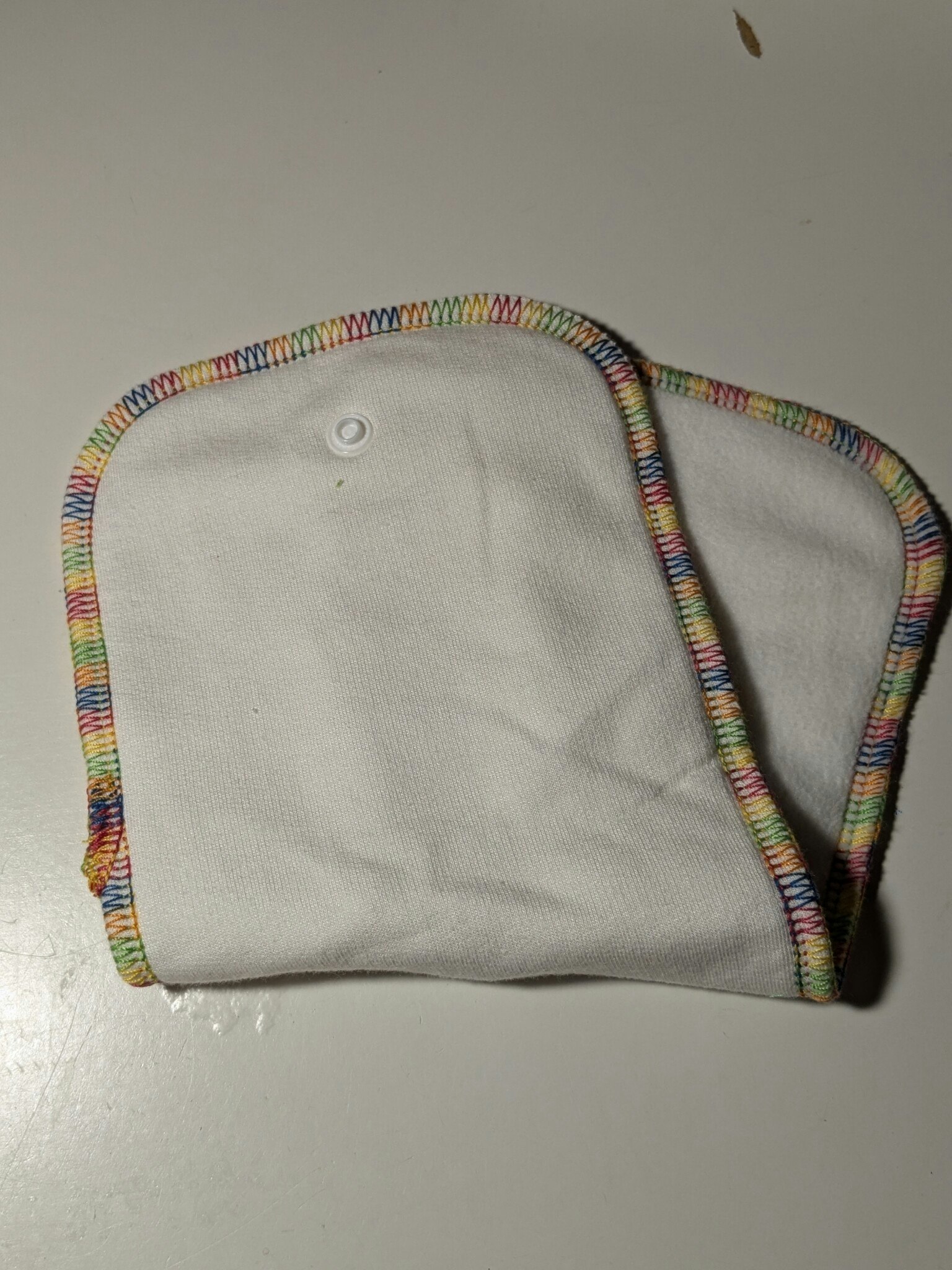 Bells Bumz,mindre bambu inlägg m fleece o knapp, udda