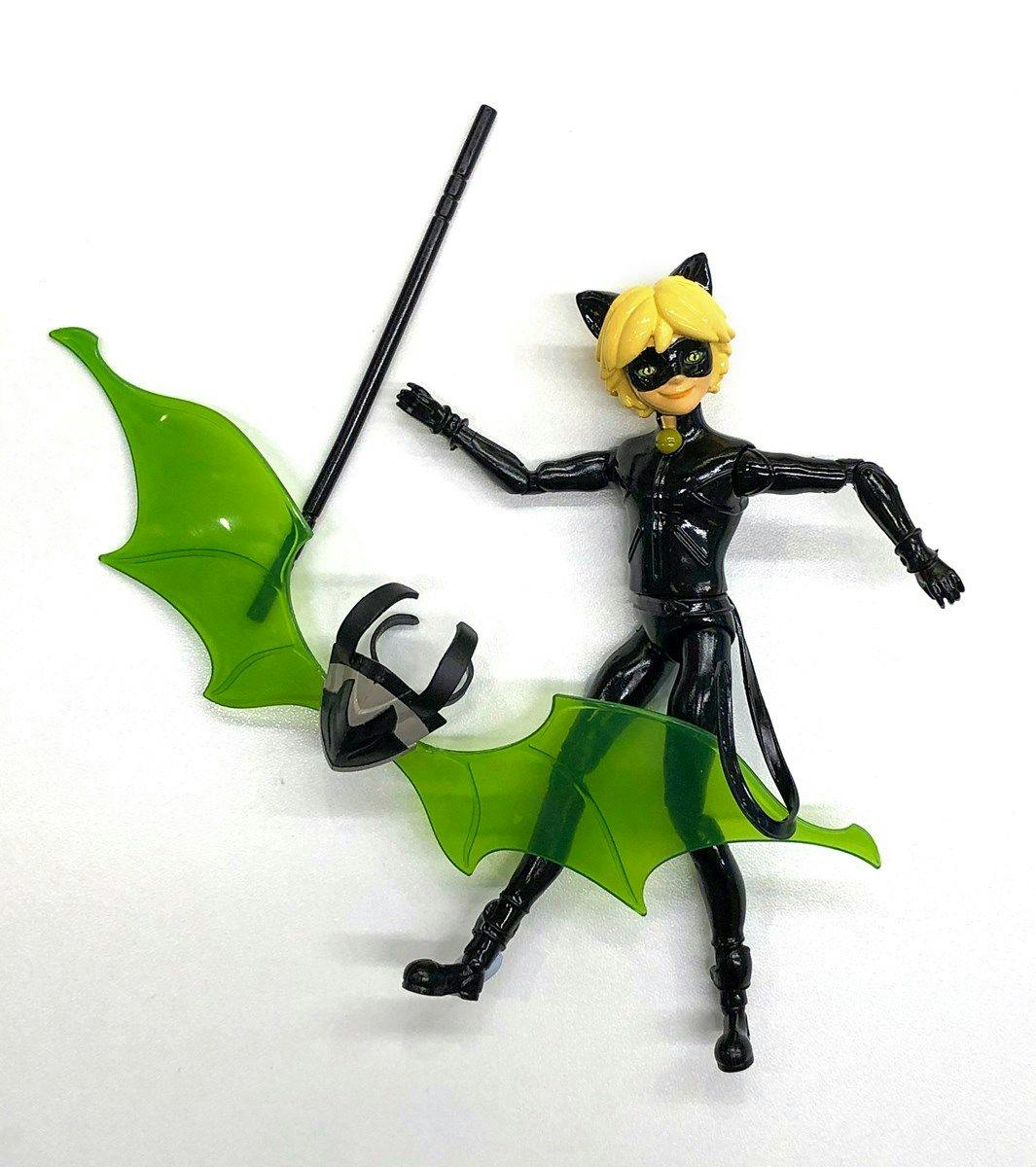 ‏Miraculous Ladybug Cat Noir Battle Wings