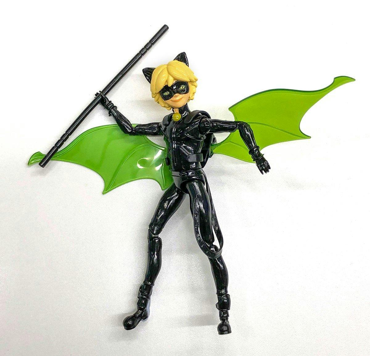 ‏Miraculous Ladybug Cat Noir Battle Wings