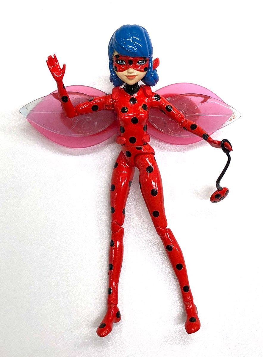 ‏Miraculous Ladybug Paris Wings figurer 13cm