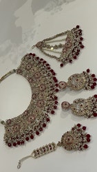 Necklace set maroon