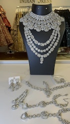 Necklace set sliver
