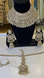 Necklace set gold