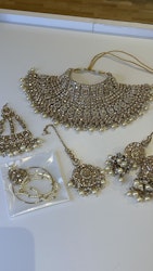 Necklace set gold