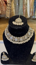 Necklace set gold/white