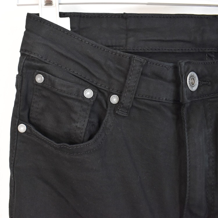 Stretchjeans Shortcut med fransar SVART - 3D Denim