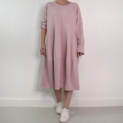 ANDRASORTERING Sweatshirtklänning ROSA S/M