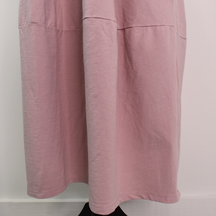 ANDRASORTERING Sweatshirtklänning ROSA S/M