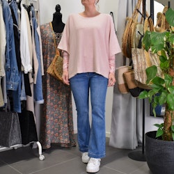 ANDRASORTERING Stickad Ponchotröja ROSE