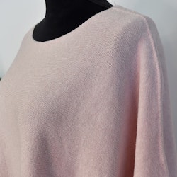 ANDRASORTERING Stickad Ponchotröja ROSE
