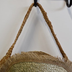 Väska i naturmaterial GULD