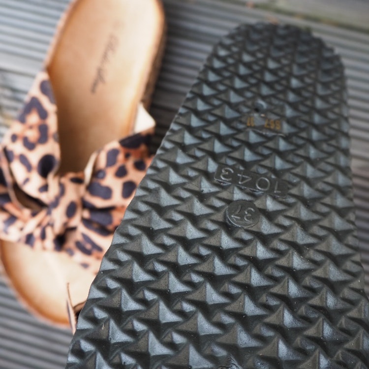 Sandal med rosett LEO - Bello Star