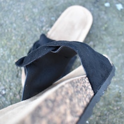 Sandal med liten rosett SVART - Bello Star