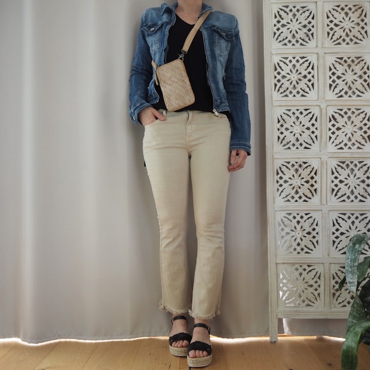 Stretchjeans Shortcut med fransar BEIGE - 3D Denim