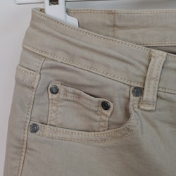 Stretchjeans Shortcut med fransar BEIGE - 3D Denim