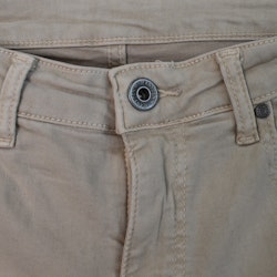 Stretchjeans Shortcut med fransar BEIGE - 3D Denim