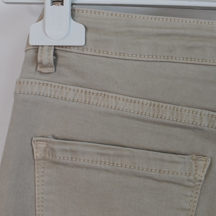Stretchjeans Shortcut med fransar BEIGE - 3D Denim