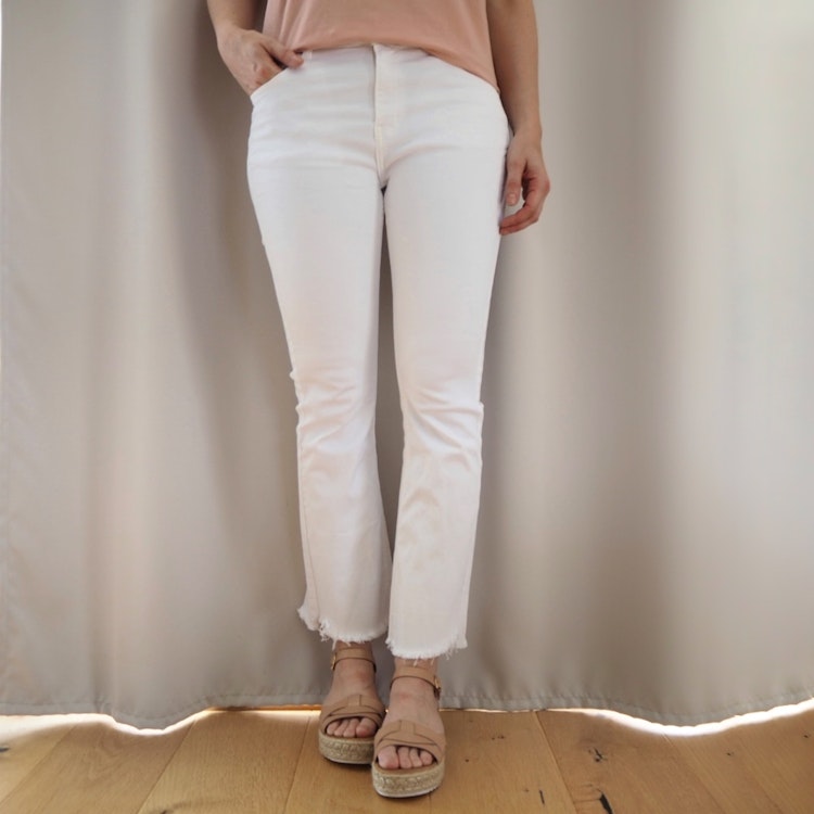 Stretchjeans Shortcut med fransar VIT - 3D Denim