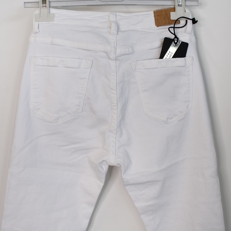 Stretchjeans Shortcut med fransar VIT - 3D Denim