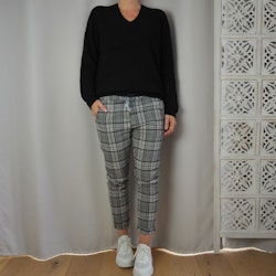 Pullover Caia SVART - Saint Tropez