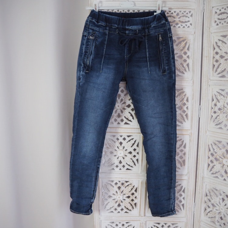 Stretchjeans med resår i midjan MÖRK DENIM - Place du Jour