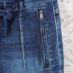 Stretchjeans med resår i midjan MÖRK DENIM - Place du Jour