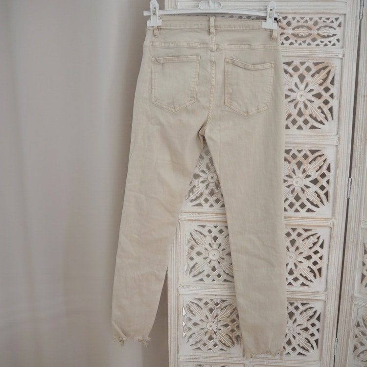 Stretchjeans med fransar BEIGE - 3D Denim