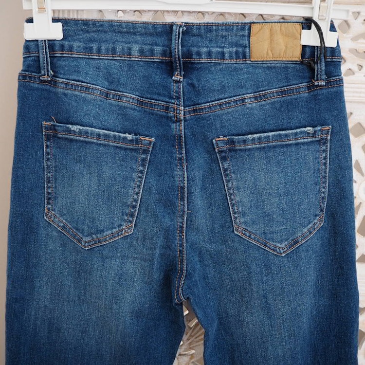 Jeans med fransar SLITEN MÖRK BLÅ - 3D Denim