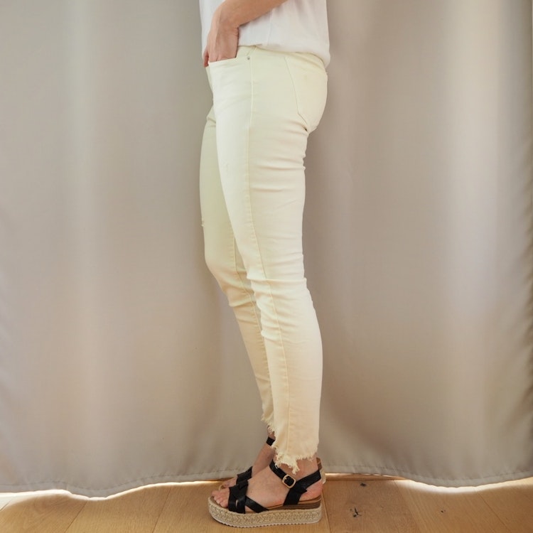 Stretchjeans med fransar KRÄMVIT/BEIGE - 3D Denim