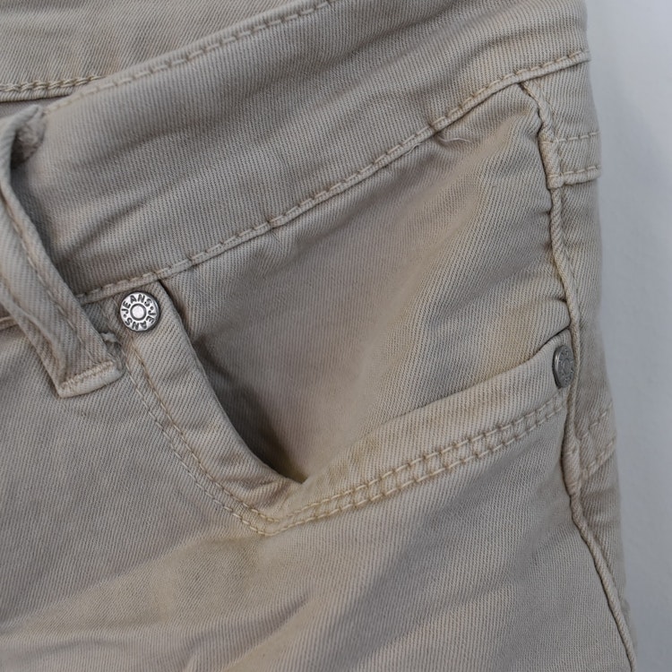 Jeans med knappar BEIGE - Newplay