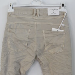 Jeans med knappar BEIGE - Newplay