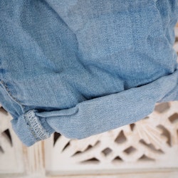 Jeans Capri SLITEN LJUS BLÅ - Newplay