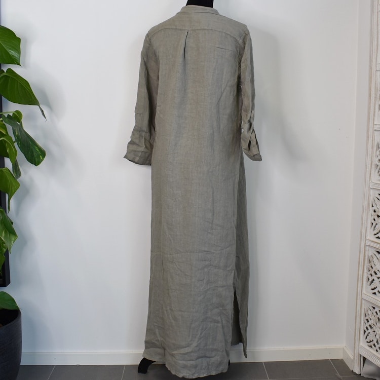 Lång linneklänning med fickor TAUPE