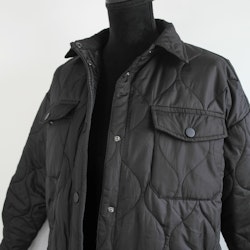 Quiltad jacka SVART