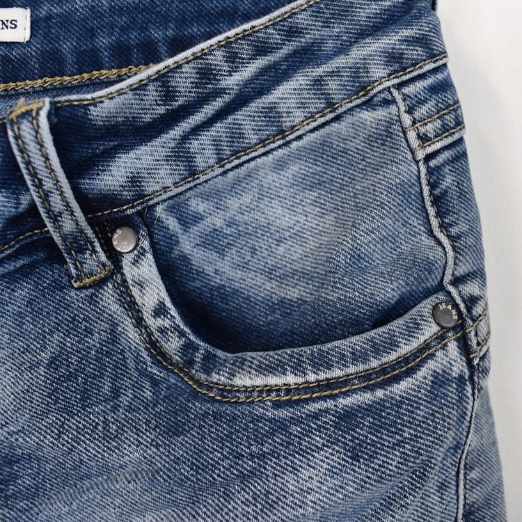 Jeans med knappar LJUS DENIM - Newplay