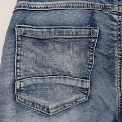Jeans med knappar LJUS DENIM - Newplay