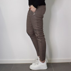 Byxa Slim LJUS PLOMMON