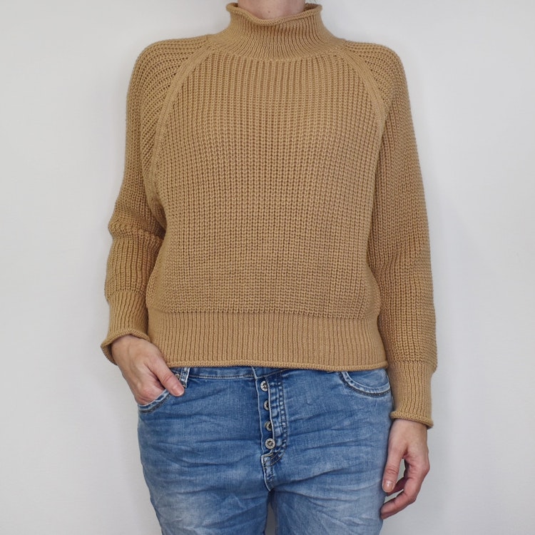 Stickad Tröja LJUS CAMEL