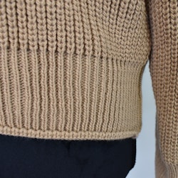 Stickad Tröja LJUS CAMEL