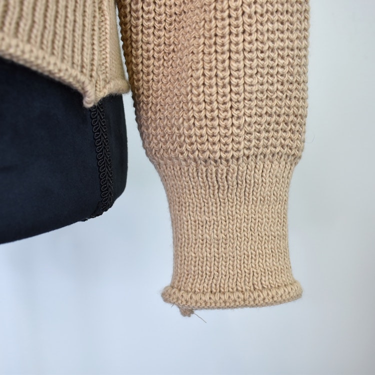 Stickad Tröja LJUS CAMEL