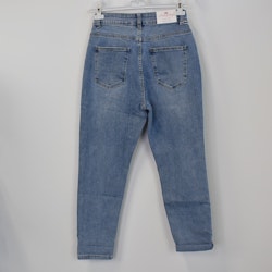 Mom Jeans SLITEN LJUS DENIM - Newplay