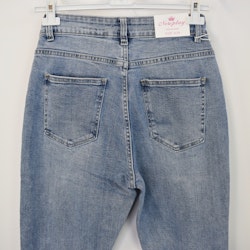 Mom Jeans SLITEN LJUS DENIM - Newplay
